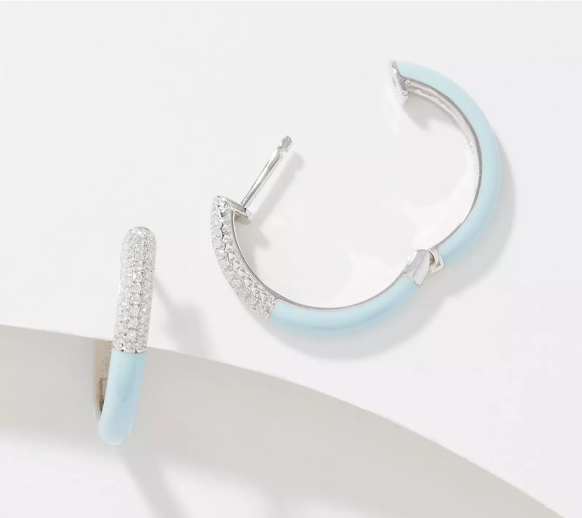 Affinity Sterling Silver Pastel Blue Enamel 0.15cttw Diamond Hoop Earrings