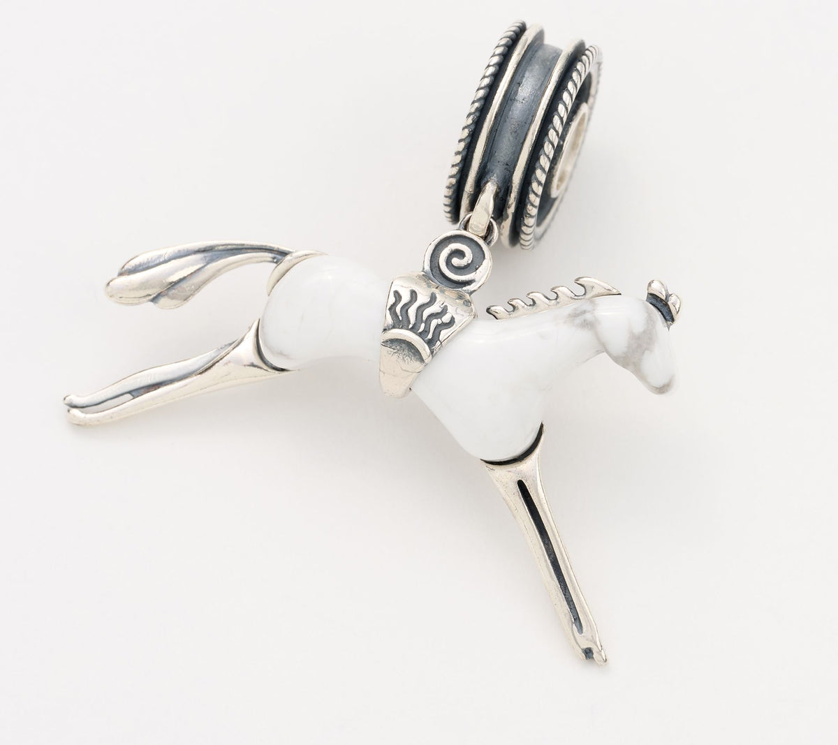 American West Sterling Silver Howlite Horse Magnetic Pendant,