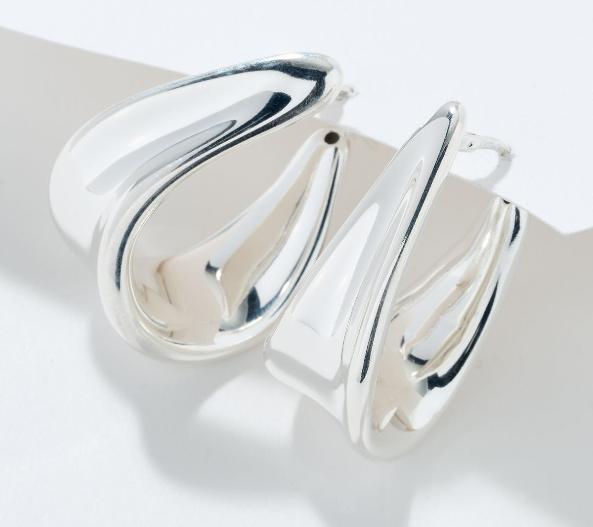 UltraFine 950 Silver Graduated  Hoop Earrings, 1-1/4"